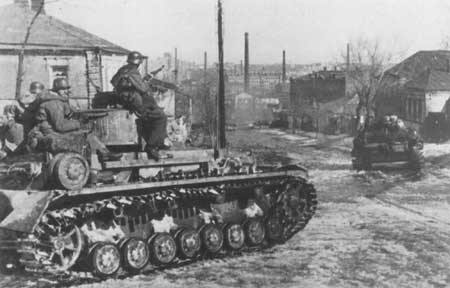 DR PzIV G's during the battle for Kharkov